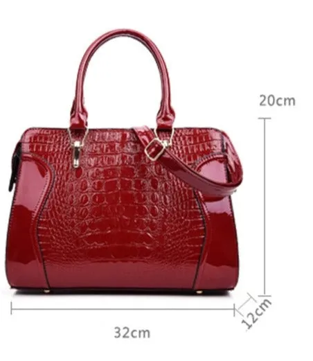 Crocodile Pattern Soft Leather Shoulder Bag