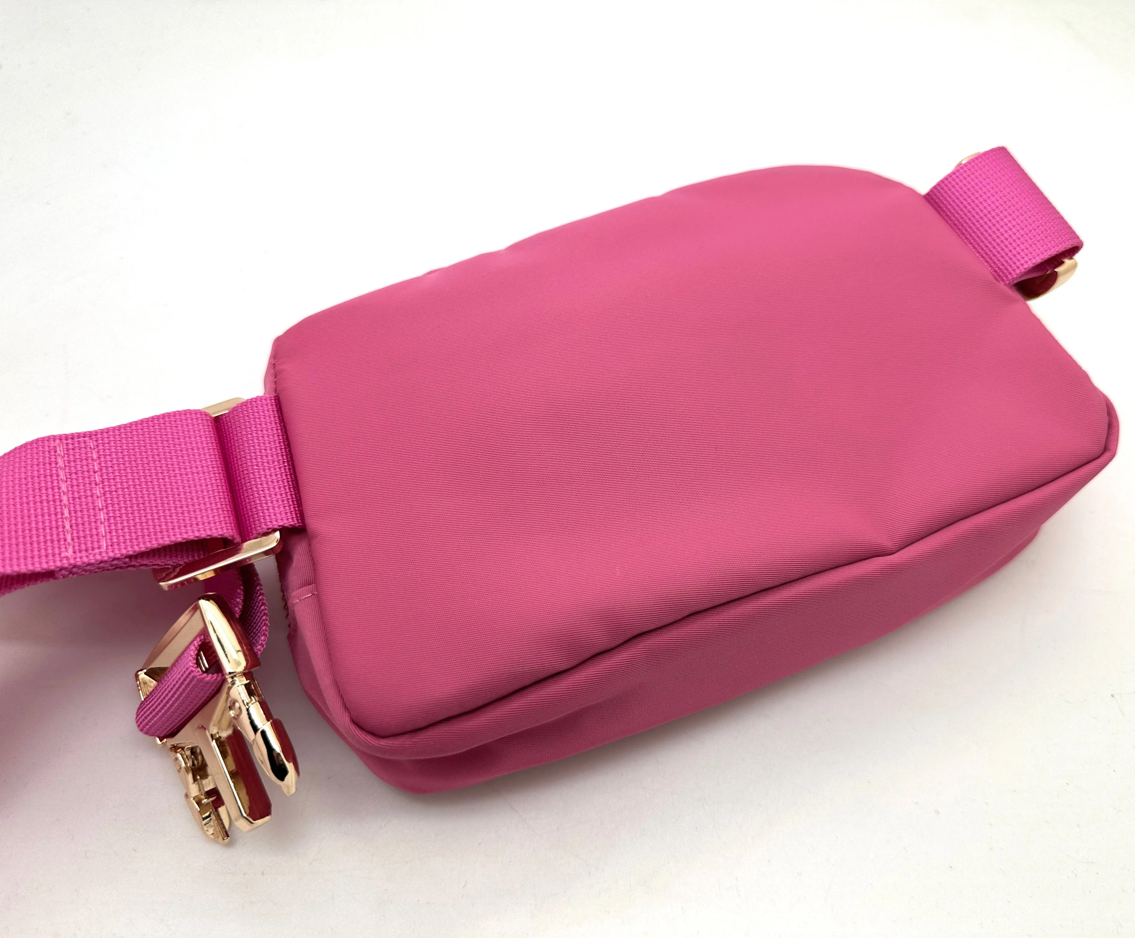 "On the Move" bag - Premium Nylon Fanny Pack - PINK